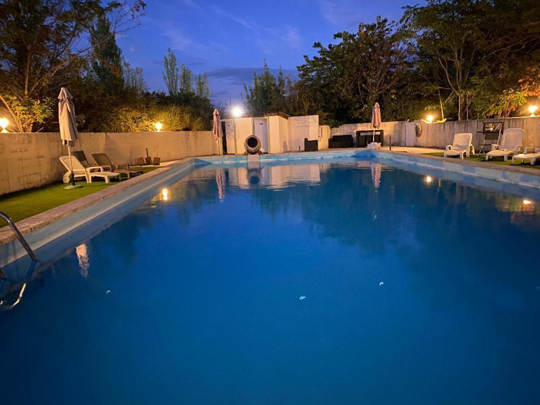Hotel Carina أبْتْ المظهر الخارجي الصورة