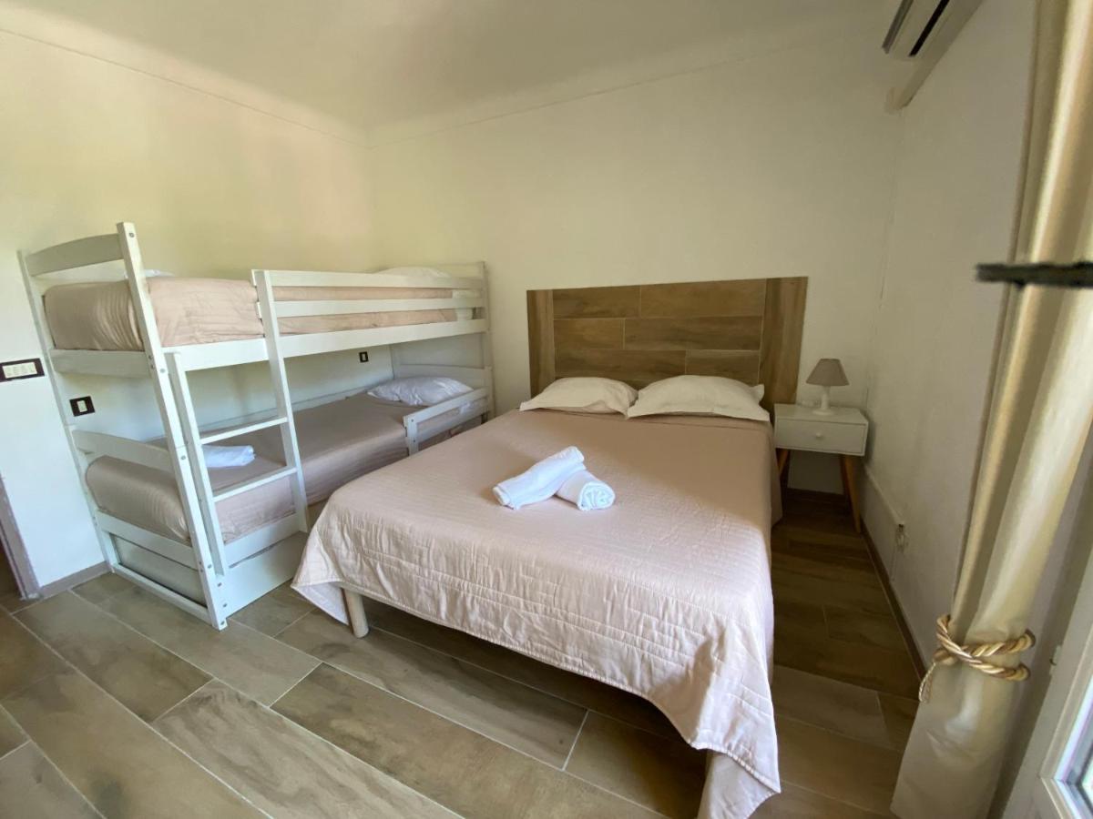 Hotel Carina أبْتْ المظهر الخارجي الصورة