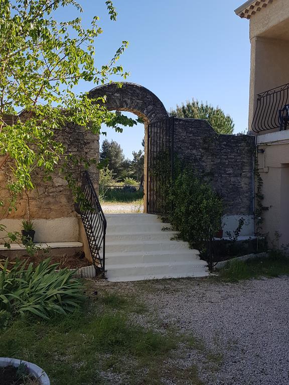 Hotel Carina أبْتْ المظهر الخارجي الصورة