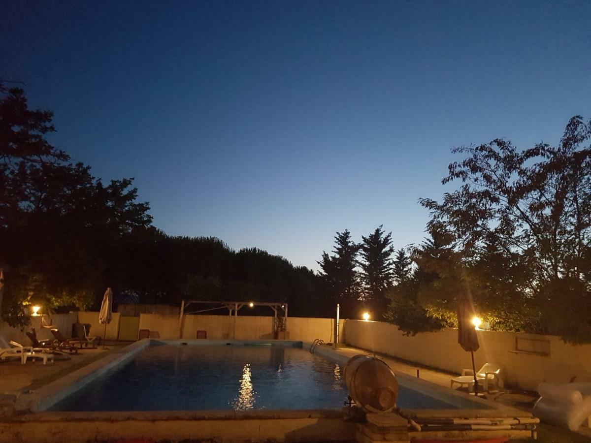 Hotel Carina أبْتْ المظهر الخارجي الصورة